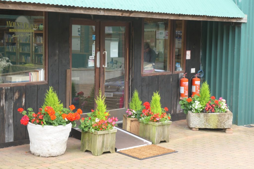 P1022459-2048x1365-1-1024x683 Media